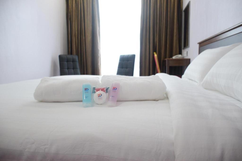 Id Hotel Yayasan Segamat Dış mekan fotoğraf